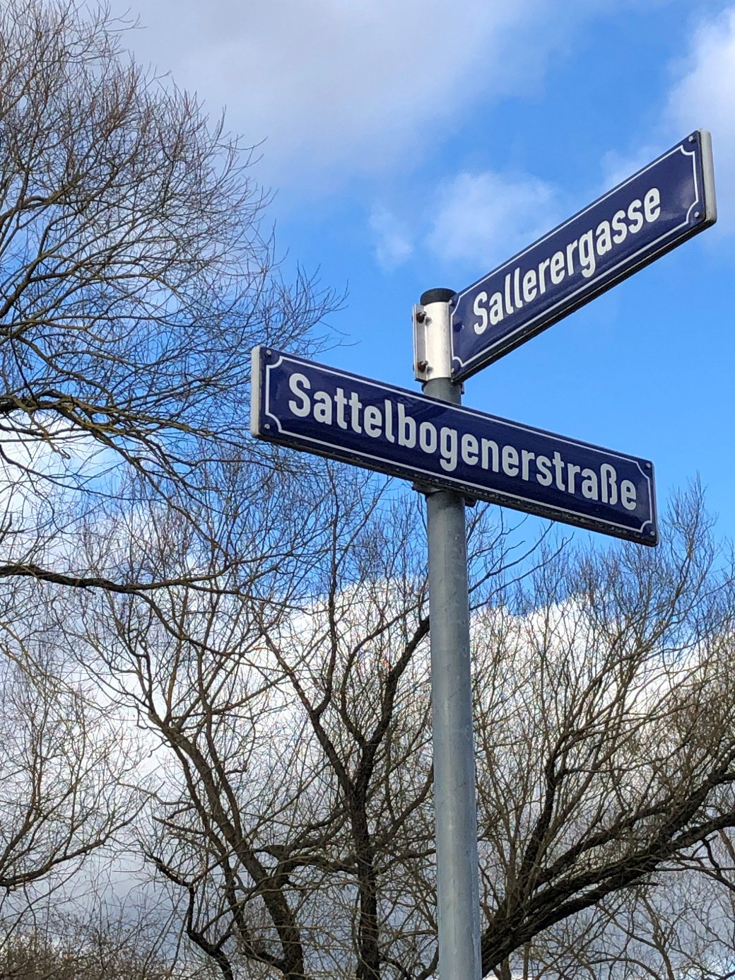 Straßenbenennung nach den Sallerner Gründern Straßenbenennung nach den Sallerner Gründern