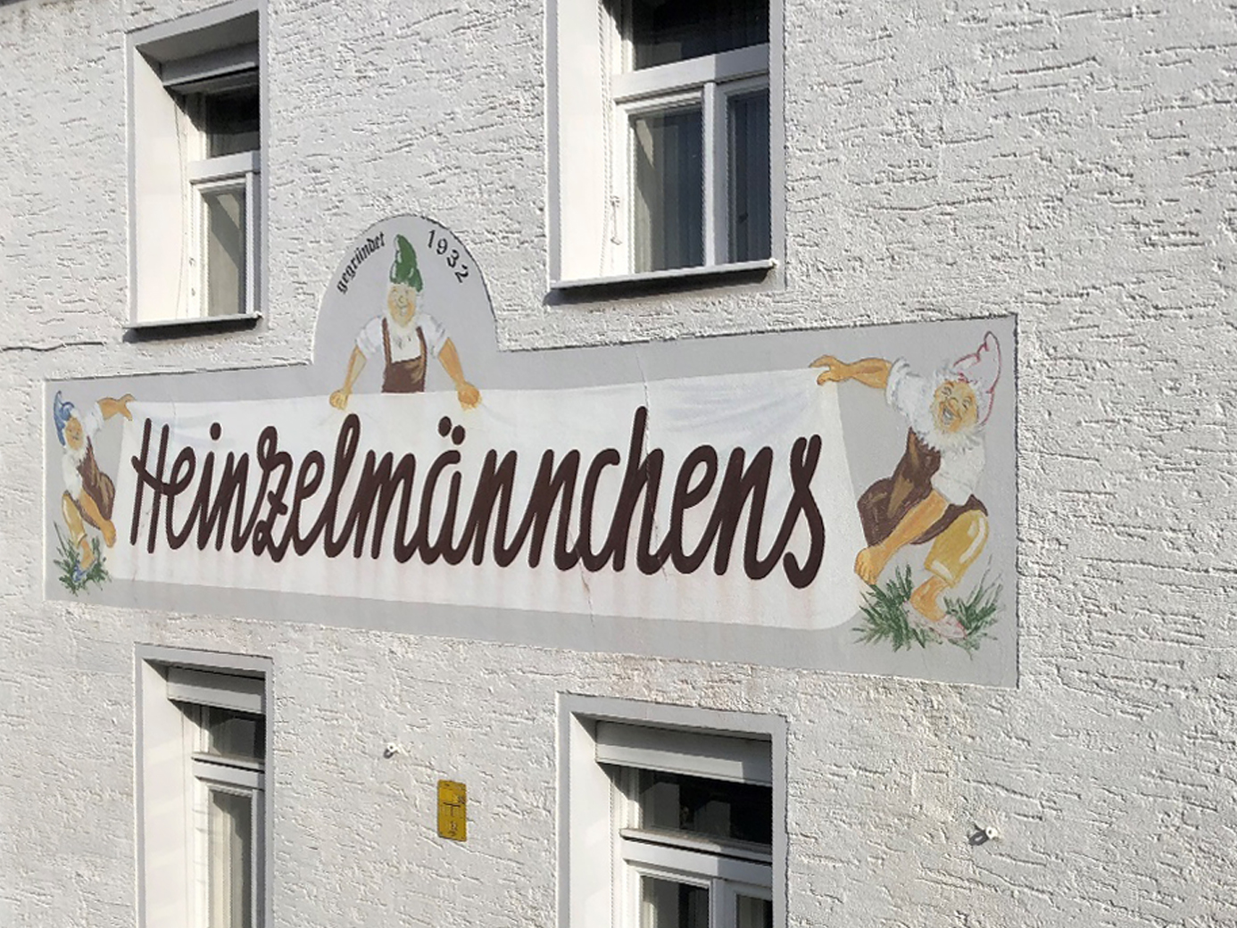 Erinnerungen an eine populäre Wäscherei Erinnerungen an eine populäre Wäscherei